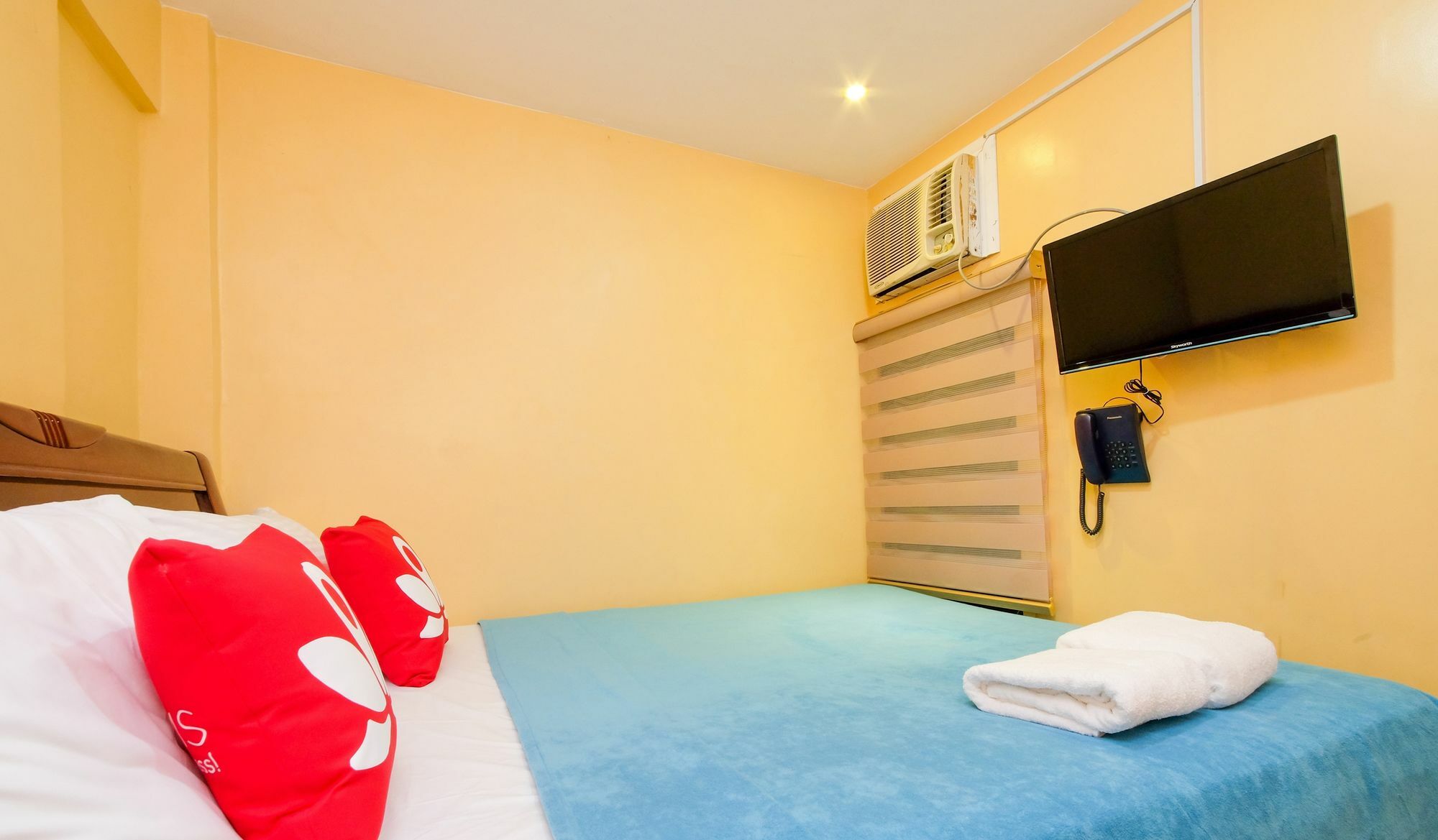Zen Rooms Time Travellers Makati Makati City Exterior foto